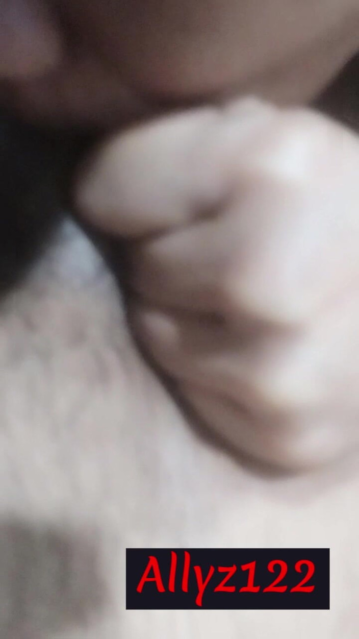 allyz122: 彼氏の妻はおてんば娘です