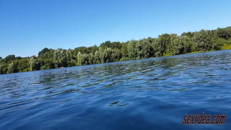 King of datass: Esguicho ao ar livre no Lago POV