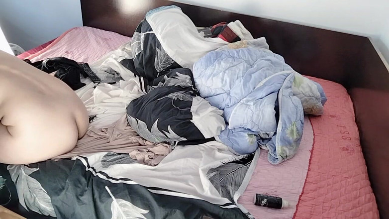 Mirsur: Amateur Wife Fingers Pussy Has Orgasm. Latina Hairy Pussy, Big...