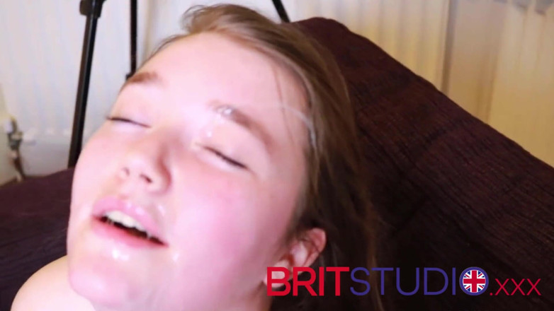 Brit Studio: British 18-year-old sucks six guys