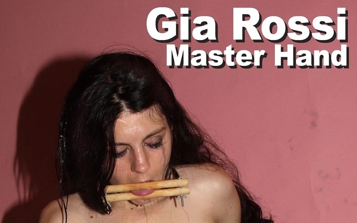 Picticon bondage and fetish: Gia Rossi y maestro mano bdsm sujetado vibrado afeitado