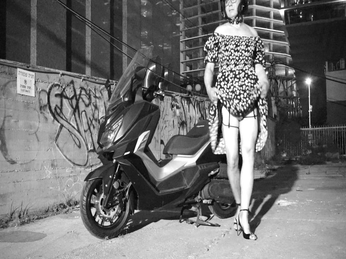 Voyager: このミンクスを見てください。彼女はどれほど勇敢に歩いているのでしょうか?