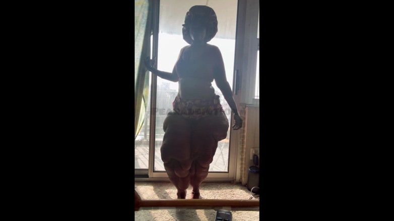 Pearaddiction: Loose Skin Full Video