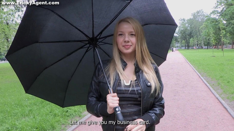 Tricky Agent: Sex Casting for Blonde Teeny