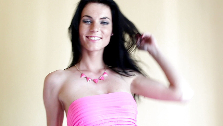 BB blowjobs and fucking: Eileen Sue dietro le quinte del suo servizio fotografico