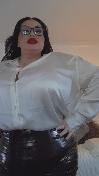 Enorme tieten bbw Mia neemt wat pik!
