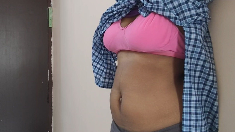Pushpa studio: Tamil Girl