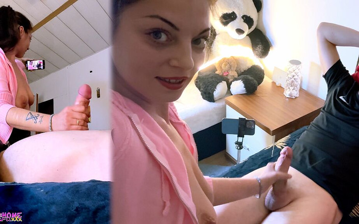 Mia Maripolla: Aku ngocok kontol suamiku dengan santai sambil selfie