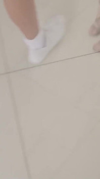 Büyük memeli üvey annemi şişman sert yarakla şaşırtıyorum - ilk üçlü seks