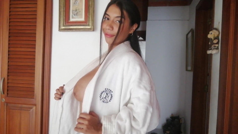 Catalina Days: Your Latin Girlfriend Teasing You