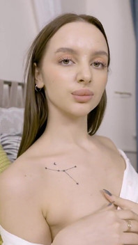 Fancy young slut, eva lanis, plays with herself in the morning