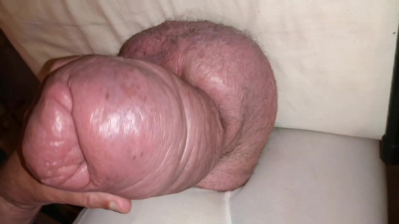 Monster_Meat_: Nyepong kontol besarku