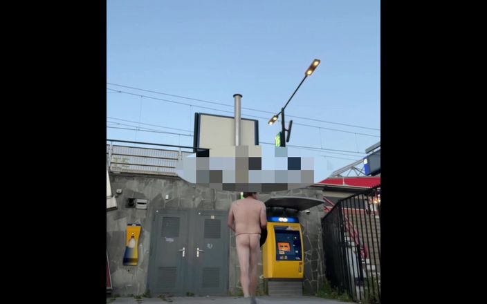 No limit cbt slave: Risky naked outdoor walk train stations