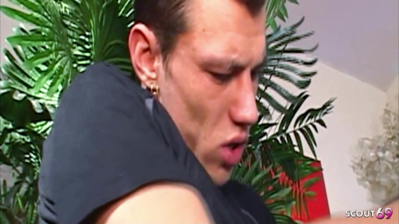 Shemale TS Collection: Sexy latina-transe wird von typen nach der party in enges...