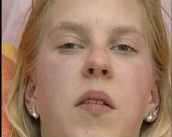YOUR FIRST PORN: Starker Orgasmus Von Tina - Strong Orgasm From Tina