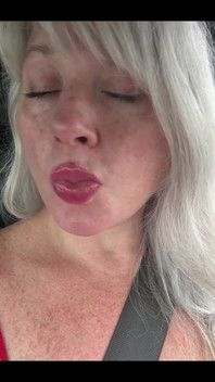 Impressive Tounguery Lol Mommy Likes to It..