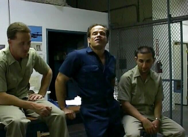 Cock Fest: हॉट ऑफिस रंडी अपने सहकर्मियों के साथ ब्रेक पर जाती है