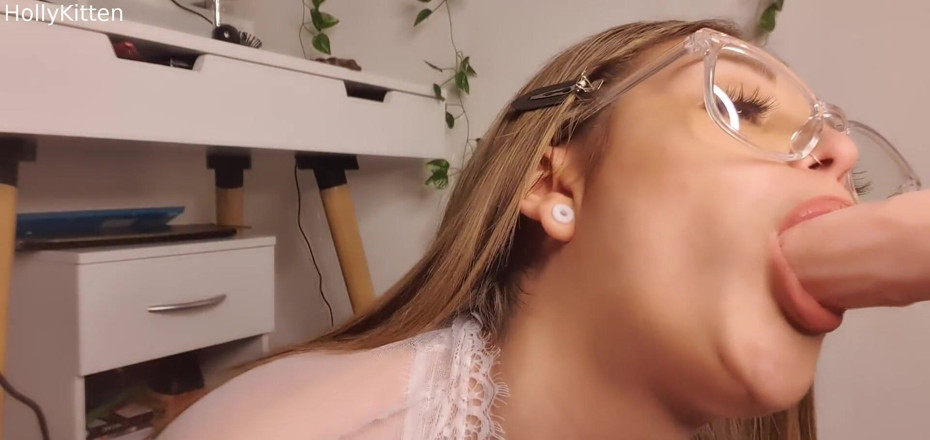 Holly Kitten: Holly Kittenn Holly sucks and fucks her sex machine