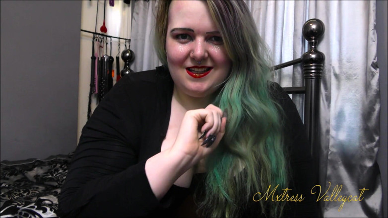 Mxtress Valleycat: Sci-Fi nails tease