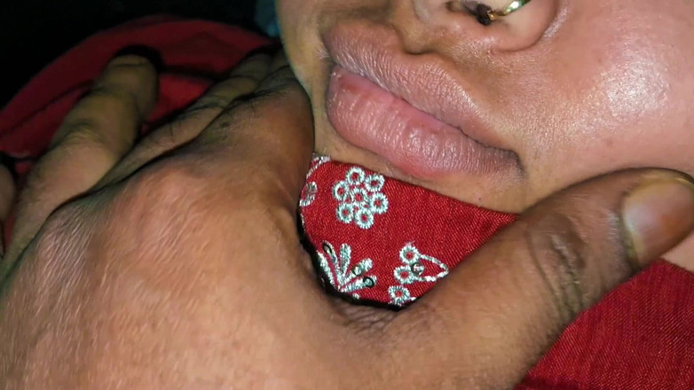 Catchybusty: Stepaunty Want to Play with Boy