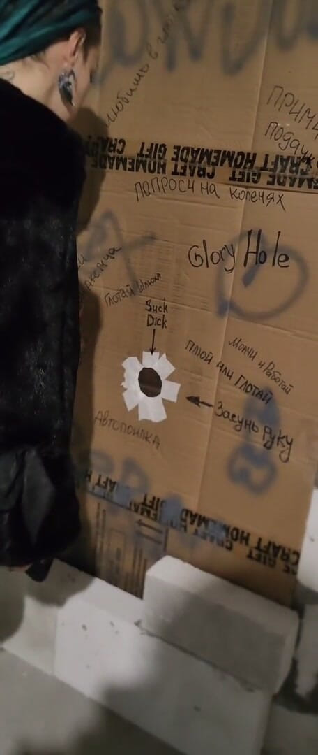 Karina_Queen: Gloryhole at a Construction Site. Dialogues.