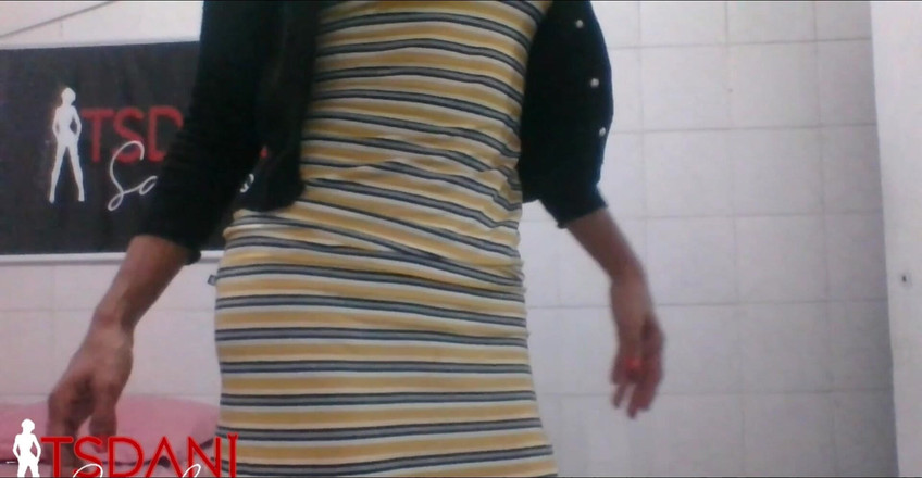 Tsdanisantos1: सेक्सी और मोहक daniela santos नाच रही हैं और फिर चरमसुख प्राप्त कर रही हैं।