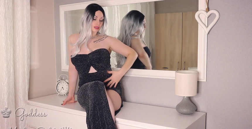 Goddess Misha Goldy: Vím, že někteří z vás patetické malé zadky milují slyšet, jak...