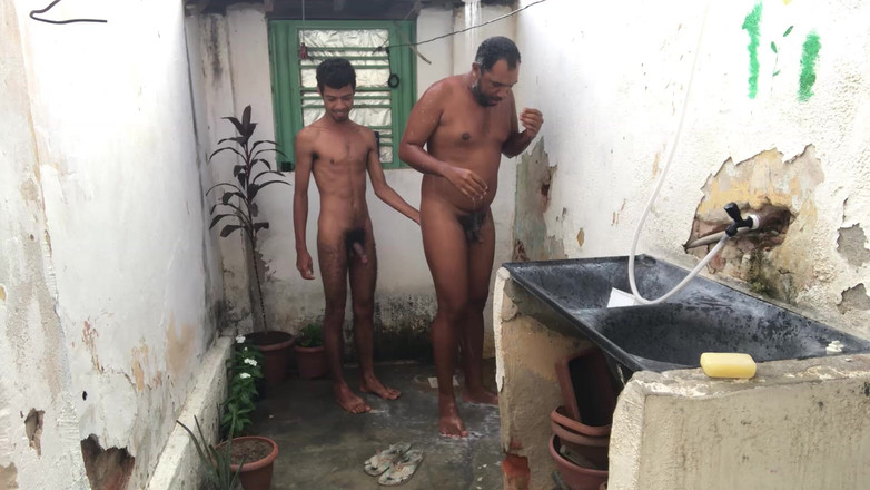 Couple 2 Black: Video 277 páru ve sprše