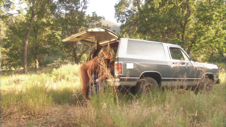 CBD Media: Ragazzo sposato prende un bel corpo magro splendida ragazza all'aperto...