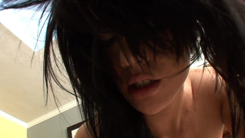 Girl on Girl: Two horny sluts face fuck each other on the bed