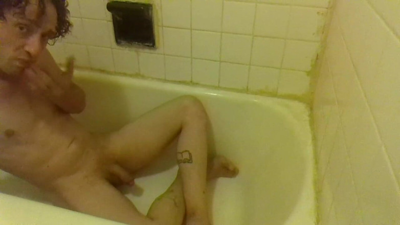 LilTaste: Trying to Pee on My Boobies Again