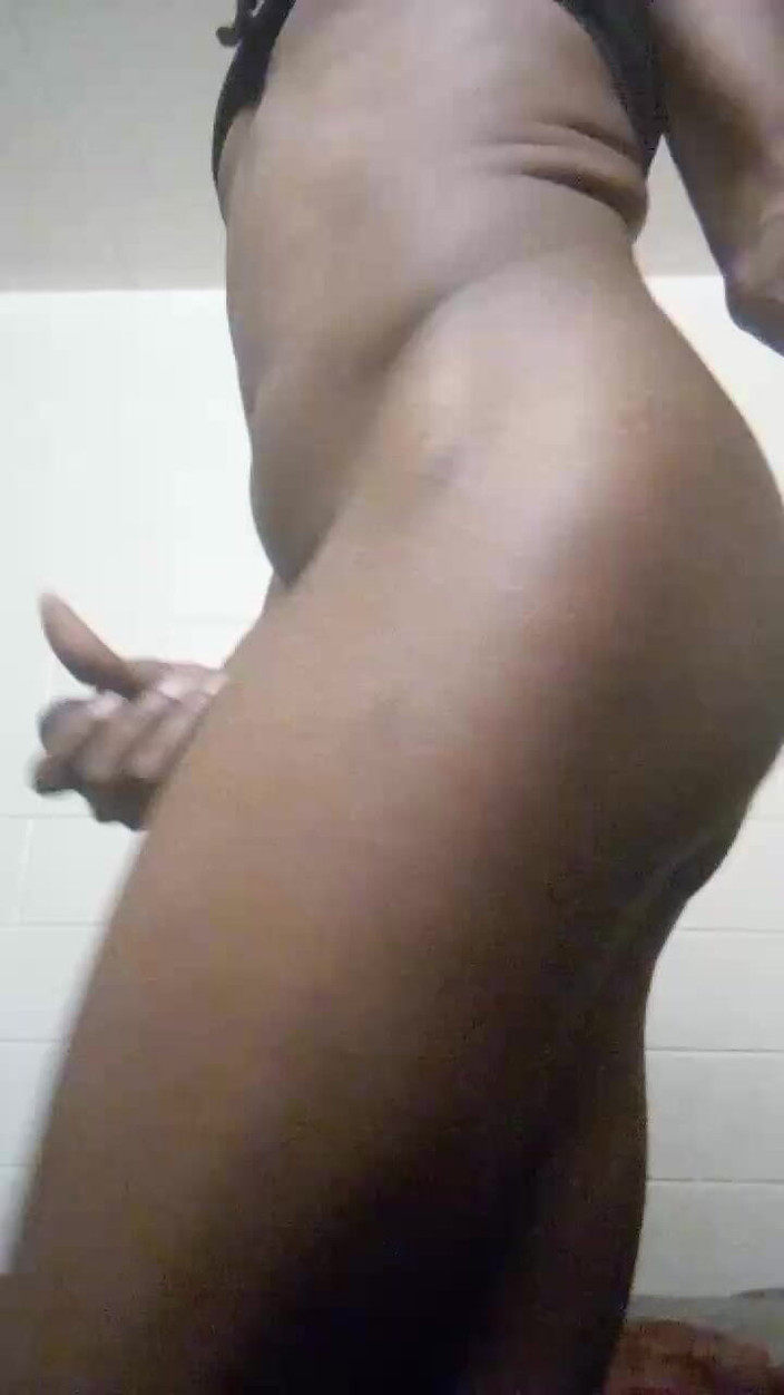 SweetDWillie456: Jugoso culo de Femboy follada por consolador