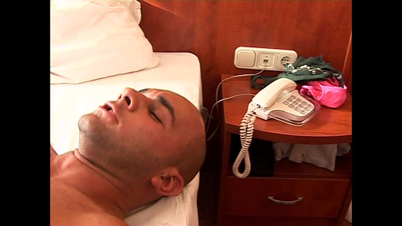 FM Video VOD: ヴェロニカ・ベリ(『ケアギバー』のフルムービーHD版)