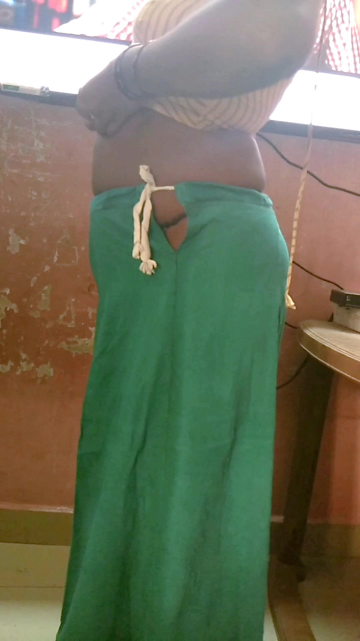 RenuRaj: Desi Tamil Naughty Wife Renu Petticoat Blouse Saree Tease for...