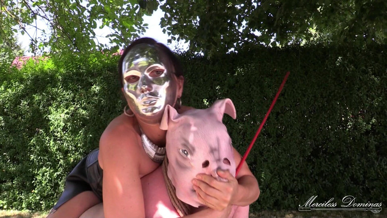 Merciless Dominas: Você é porco