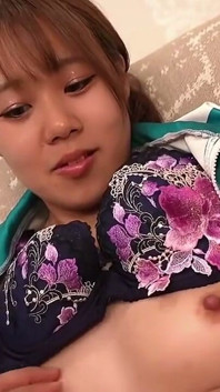 เทพธิดาครางในตํานานกลับมา- นมเด้งและกรีดร้องถึงจุดสุดยอดทําให้คุณตัวสั่น