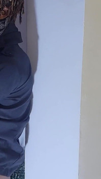 Lagos ateşli hatun fedaiyi sikerek kendini ev partisine sokuyor