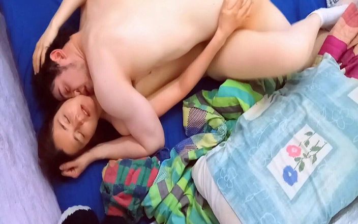 Kyle Smith: Membuka pakaian seorang remaja dan mengongkeknya dengan sangat baik