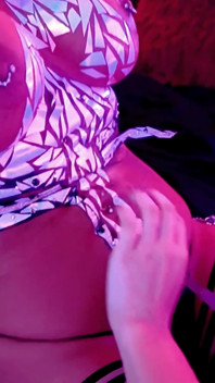 Red X Sex Tape: Postaveno tak, aby bylo sundat