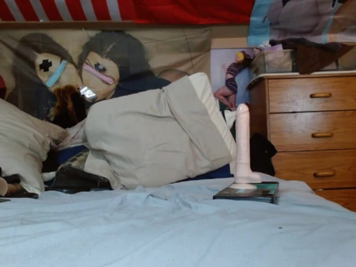 CosmicJones88: Chubby Crossdressing Sissy Does Double Dildo Action