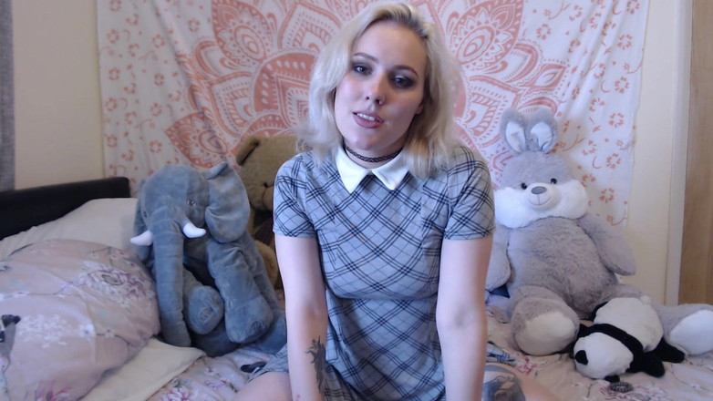 Ripley sweet studio: Brat studentka škádlí old perverzáka