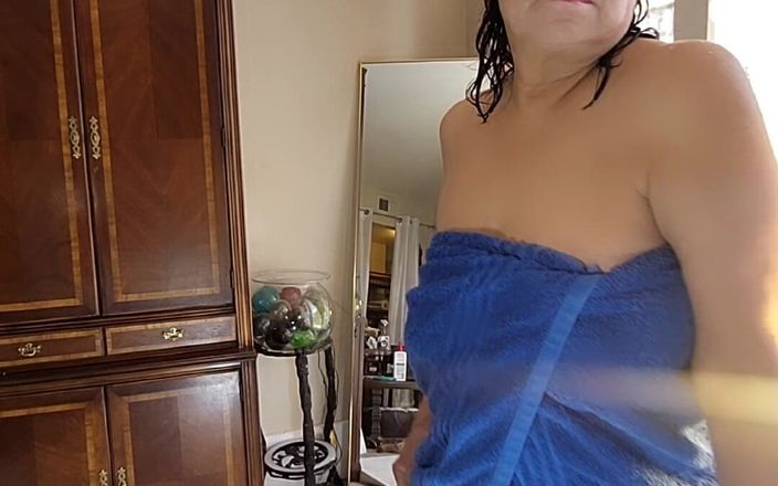 Zilah Luz: 70 Year Old Latina Granny with Hairy Pussy Just Out...