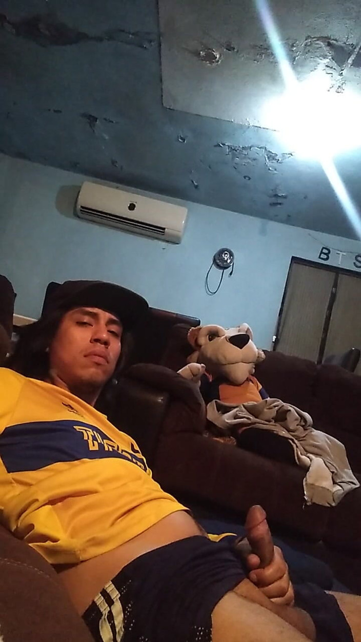 AlexAlejandro13: 우리는 이른 아침에 연주한다