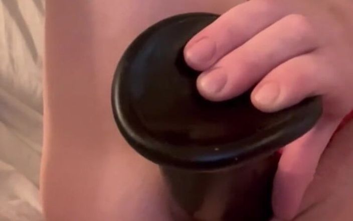 JadaSunkissed: Il mio nuovo dildo pugno non sarà in forma