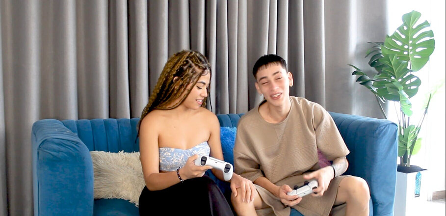 MonikCoper: PS5 게임을 잃어버렸고 결국 나를 정말 열심히 따먹게 되었습니다.