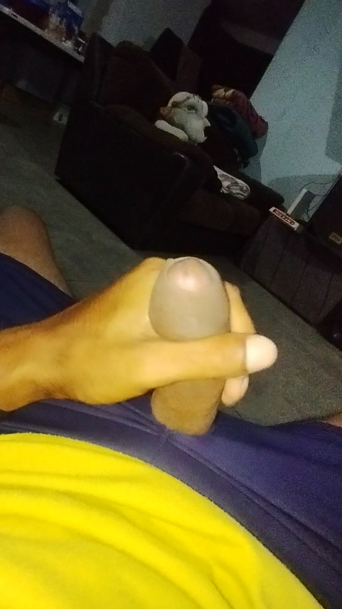 AlexAlejandro13: I Put Myself in Relaxing Mode on My Couch