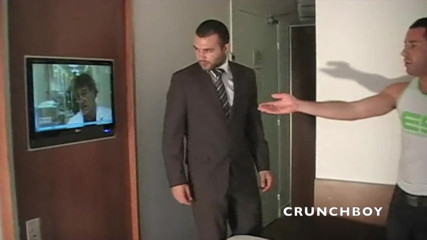 FRENCH AMATORS SEXTAPES: Sexy arab manager fucked in suit and class by muscle...