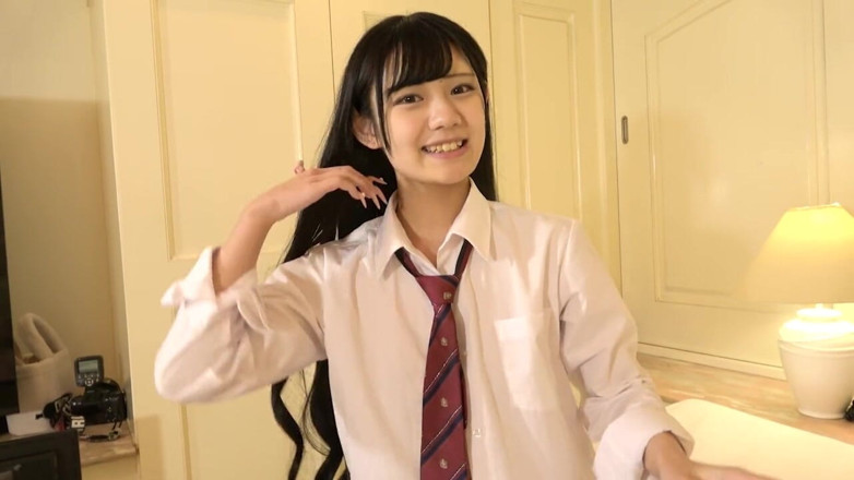 japan banana: 18-year-old Japanese Beauty with Black Hair. Cute, Slender Amateur, Blowjob...