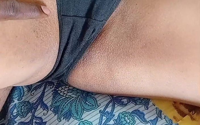 Meera Tamilhot: Tamil Hot Wife Meera Pussyin Sexy Black Colour Panty