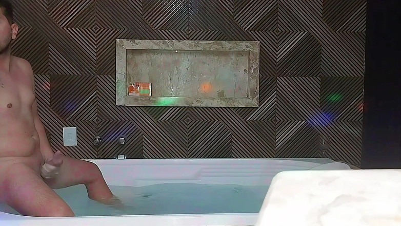 Marcosninfo: Saya mengadakan pesta dengan teman-teman saya di Exibi dan untuk...